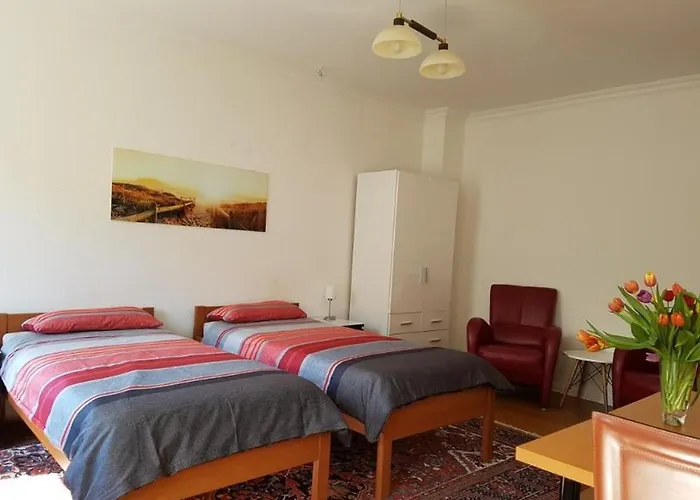 Ferienwohnung Im Zentrum Hannover City, Ruhig, Hbf- Naehe, Freie Oeffentliche Parkplaetze
