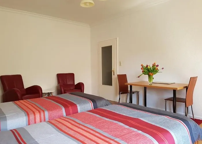 Ferienwohnung Im Zentrum Hannover City, Ruhig, Hbf- Naehe, Freie Oeffentliche Parkplaetze